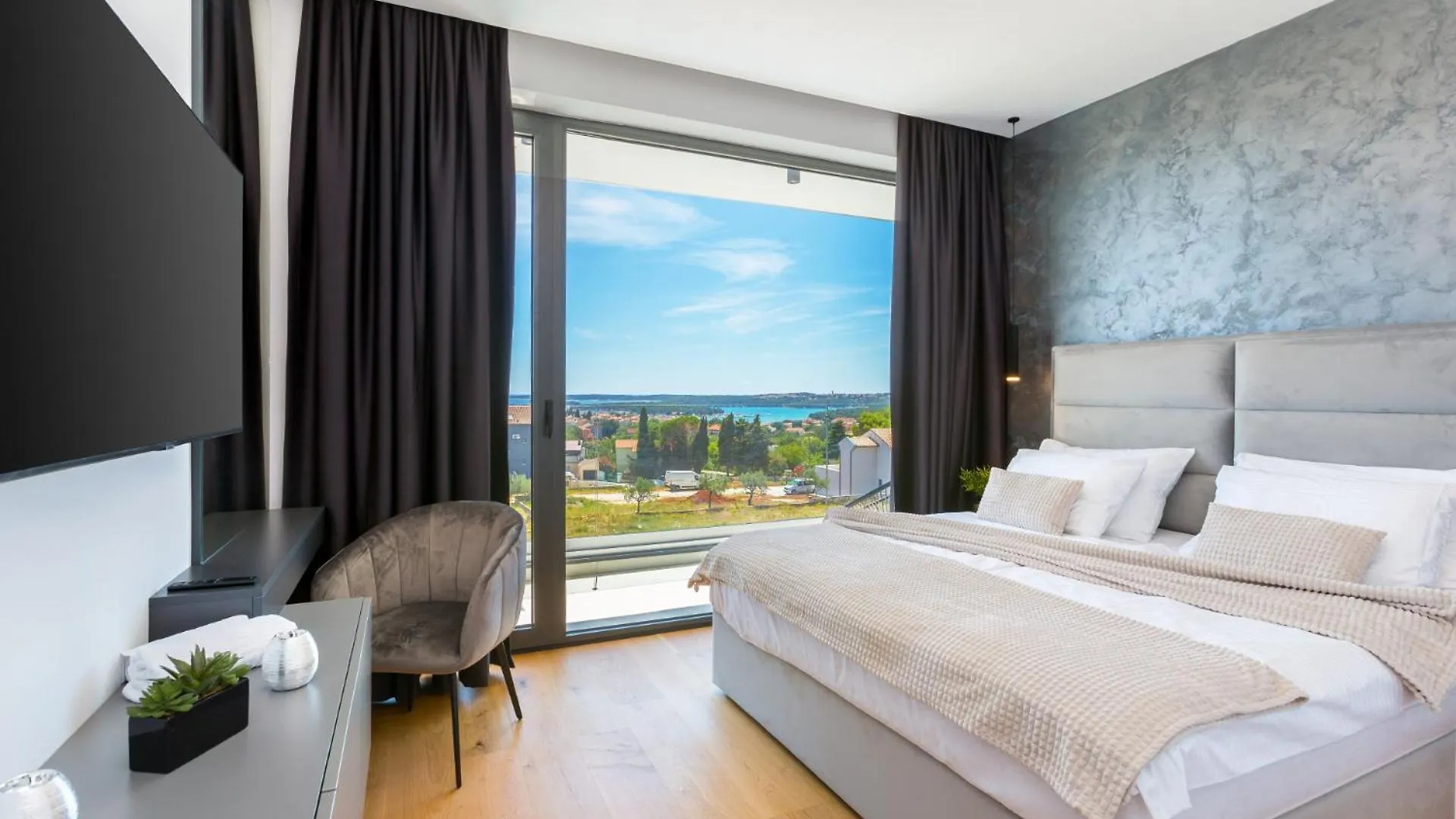 Luxury Villa Dali With Sauna, Whirlpool And Sea View In Medulin Only 1,7 Km From The Beach