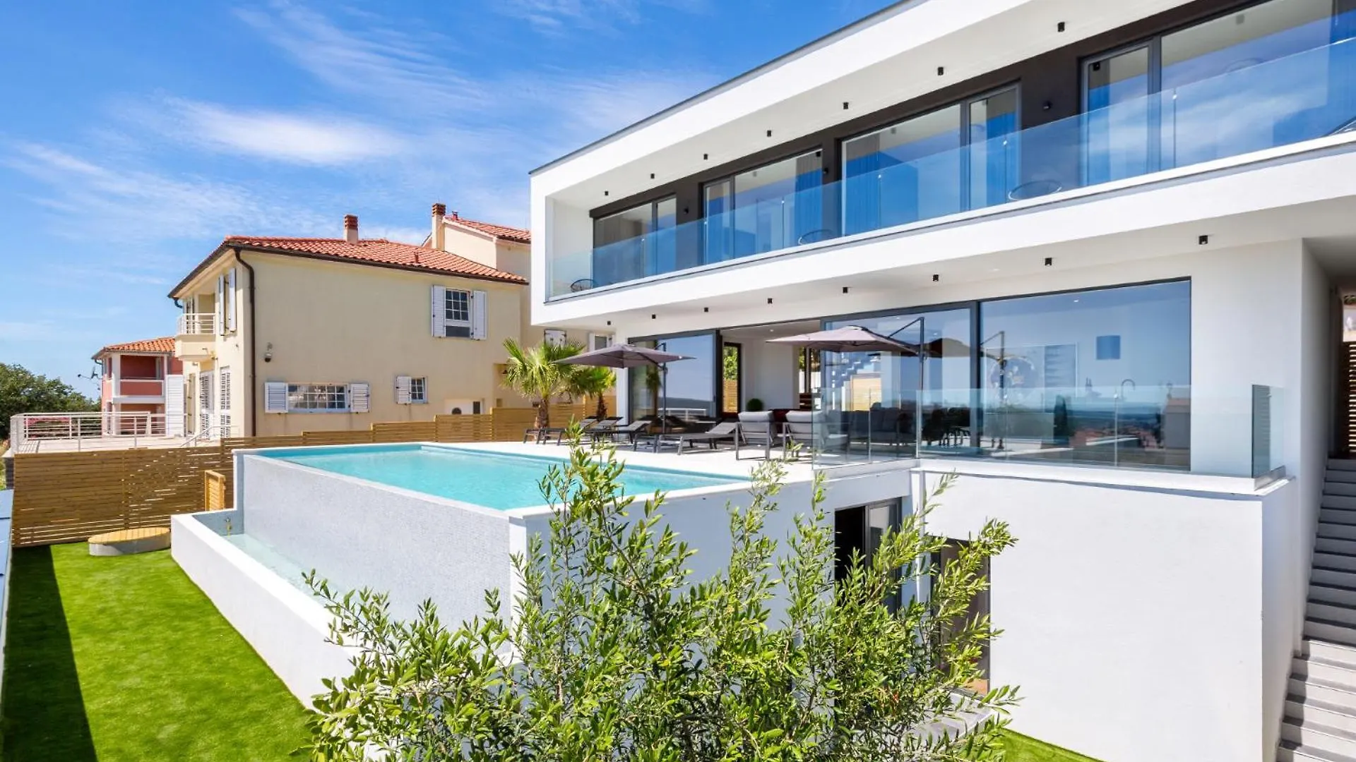 Luxury Villa Dali With Sauna, Whirlpool And Sea View In Medulin Only 1,7 Km From The Beach 0*,  Croatia